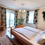 Neubauer Appartement