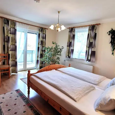 Neubauer Appartamento