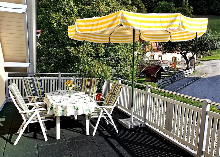 Neubauer Apartament *